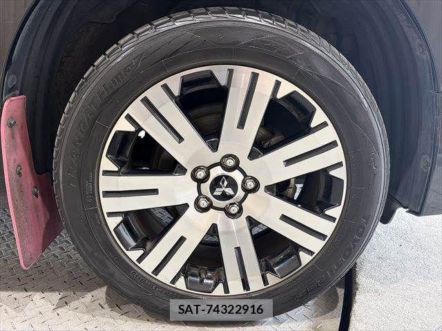 Mitsubishi DELICA 2019-04 7058303-14