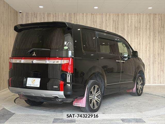 Mitsubishi DELICA 2019-04 7058303-18