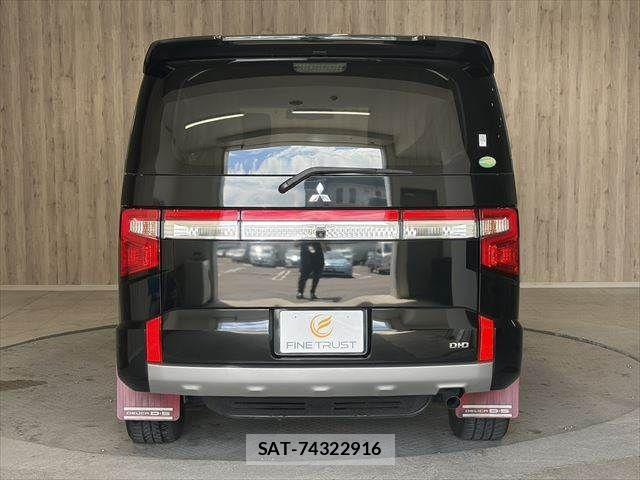 Mitsubishi DELICA 2019-04 7058303-19