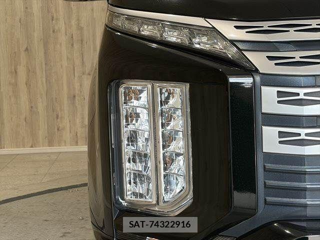 Mitsubishi DELICA 2019-04 7058303-25