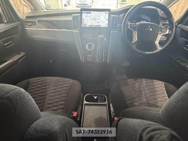 Mitsubishi DELICA 2019-04 7058303-2