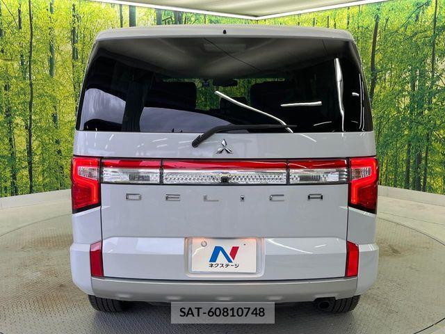 Mitsubishi DELICA 2024-08 7058286-16
