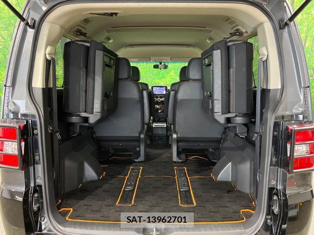 Mitsubishi DELICA 2018-08 7058300-9