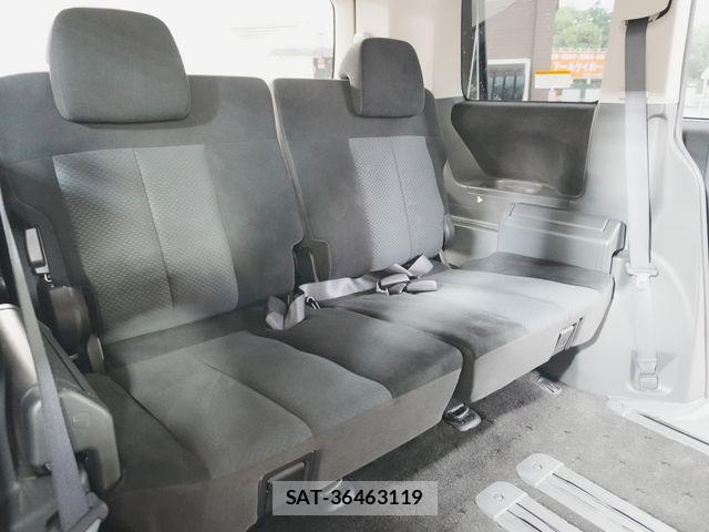 Mitsubishi DELICA 2007-09 7058311-28