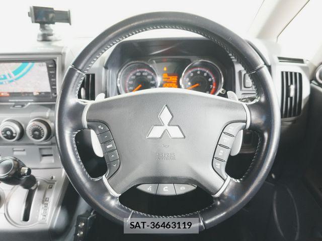 Mitsubishi DELICA 2007-09 7058311-7