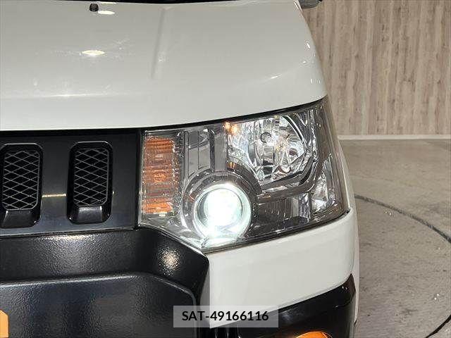 Mitsubishi DELICA 2017-05 7058305-9