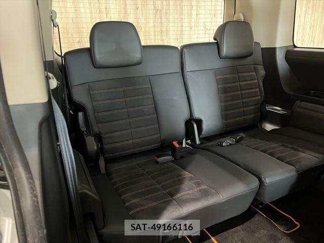 Mitsubishi DELICA 2017-05 7058305-8