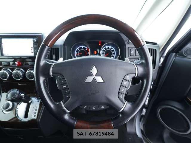 Mitsubishi DELICA 2015-02 7058307-13