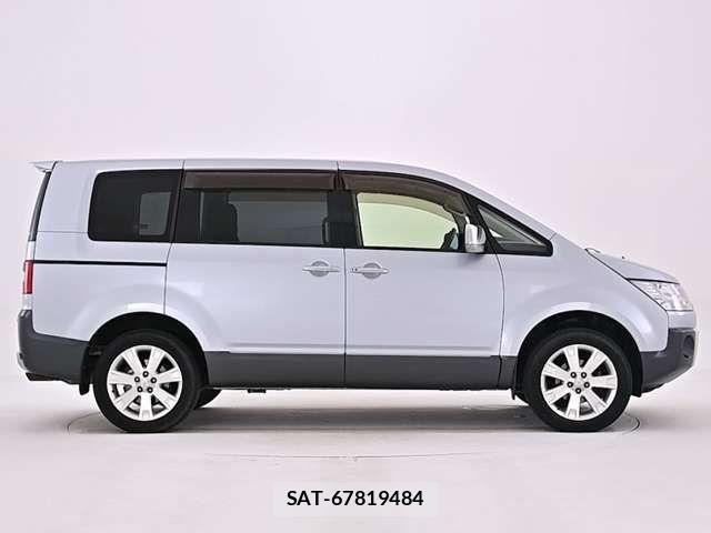 Mitsubishi DELICA 2015-02 7058307-2