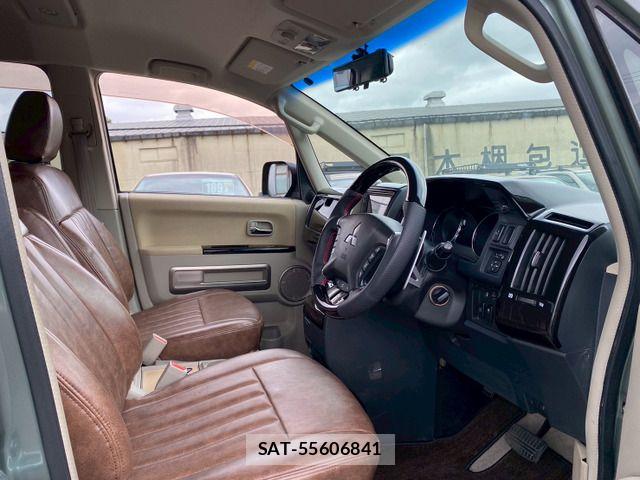 Mitsubishi DELICA 2007-05 7058309-11
