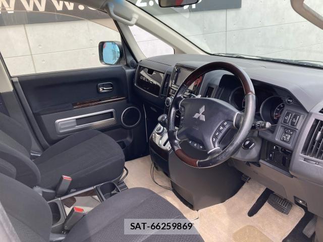 Mitsubishi DELICA 2016-06 7058304-21