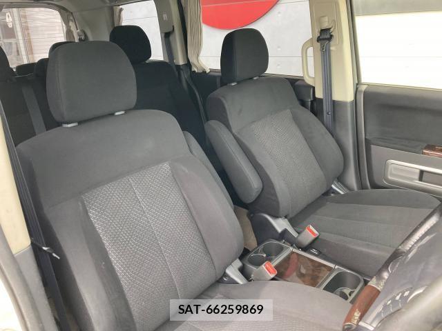 Mitsubishi DELICA 2016-06 7058304-22