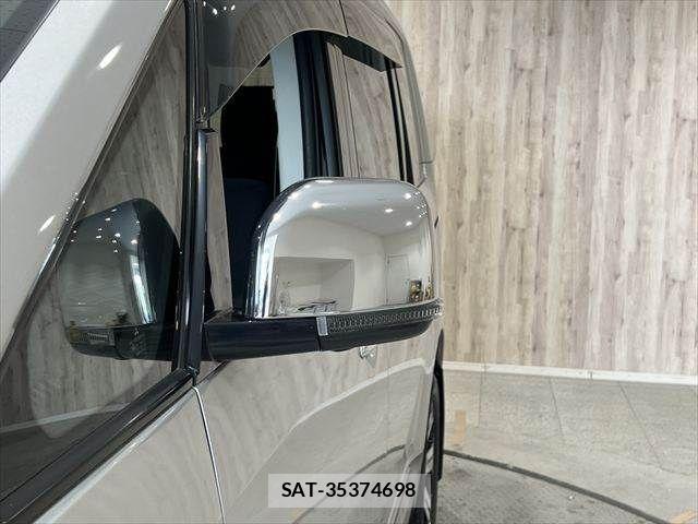 Mitsubishi DELICA 2019-02 7058301-22