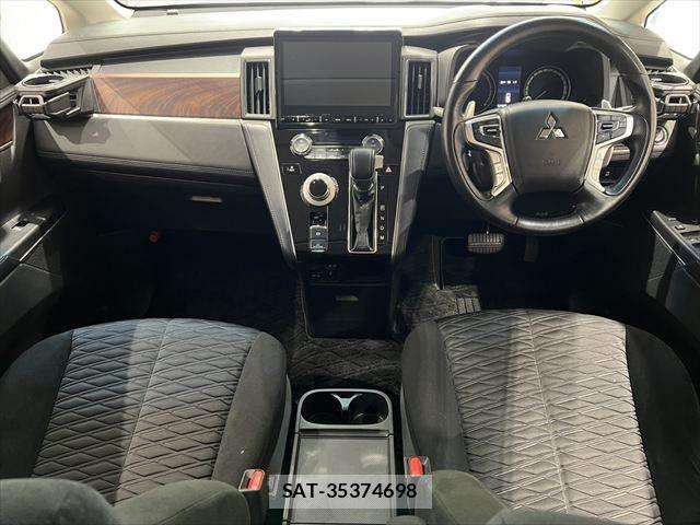 Mitsubishi DELICA 2019-02 7058301-2