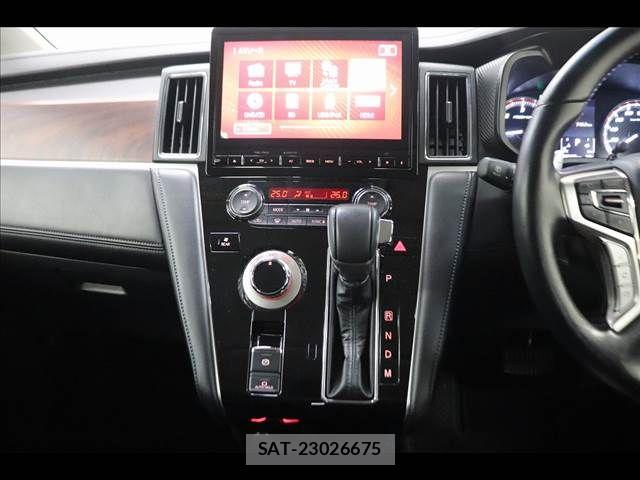 Mitsubishi DELICA 2022-03 7058280-28