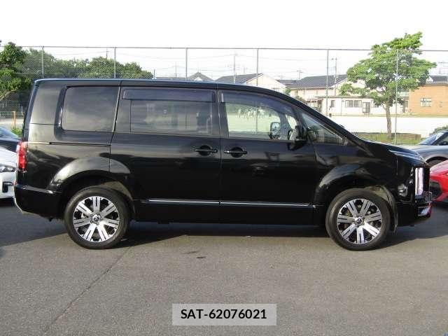 Mitsubishi DELICA 2021-03 7058299-26