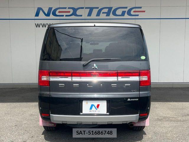 Mitsubishi DELICA 2019-01 7217517-14