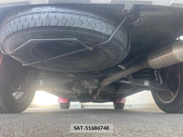 Mitsubishi DELICA 2019-01 7217517-18