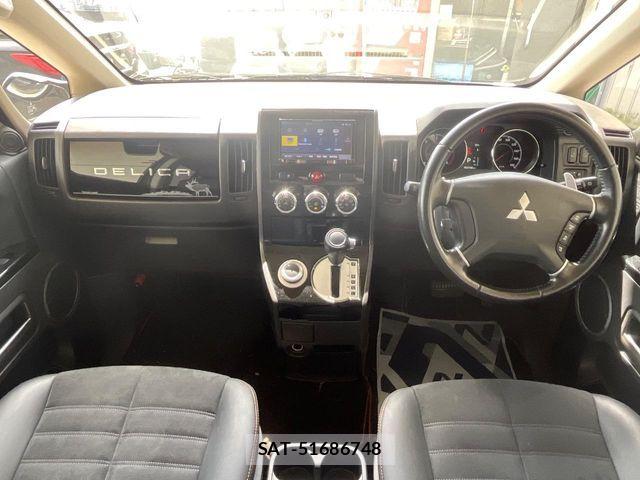 Mitsubishi DELICA 2019-01 7217517-1