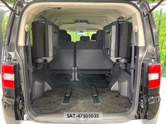 Mitsubishi DELICA 2016-06 7217513-11