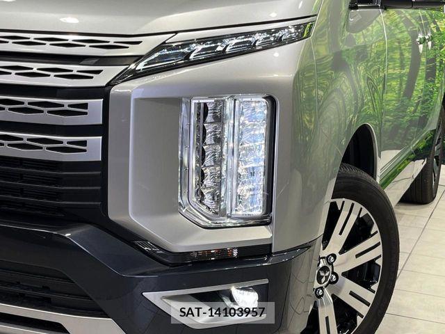 Mitsubishi DELICA 2024-09 7217580-11