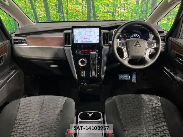 Mitsubishi DELICA 2024-09 7217580-1