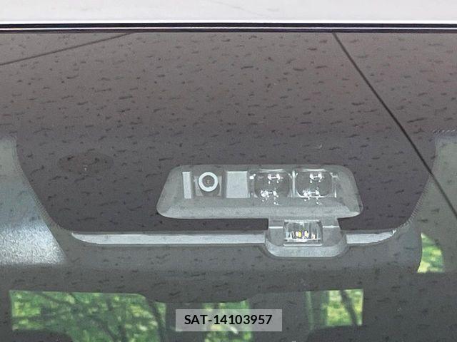 Mitsubishi DELICA 2024-09 7217580-4