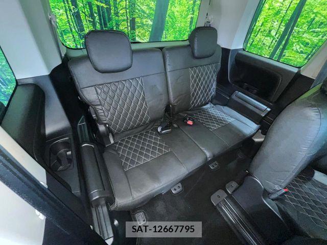 Mitsubishi DELICA 2024-09 7217583-9