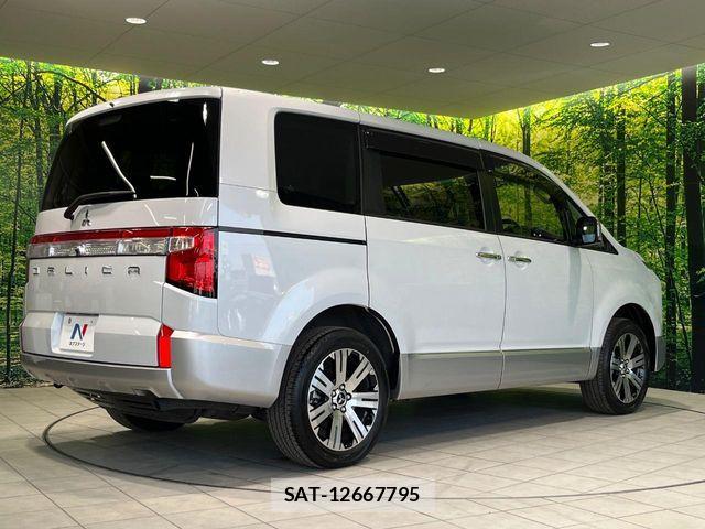 Mitsubishi DELICA 2024-09 7217583-17