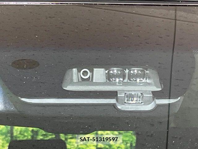 Mitsubishi DELICA 2024-08 7217567-4