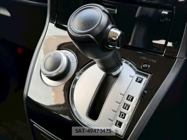 Mitsubishi DELICA 2016-03 7217514-19