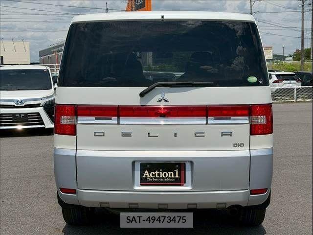 Mitsubishi DELICA 2016-03 7217514-3