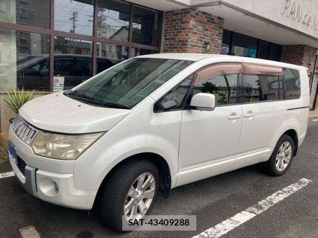Mitsubishi DELICA 2009-11 7217490-0