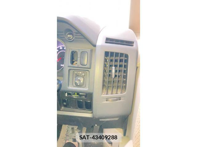 Mitsubishi DELICA 2009-11 7217490-17
