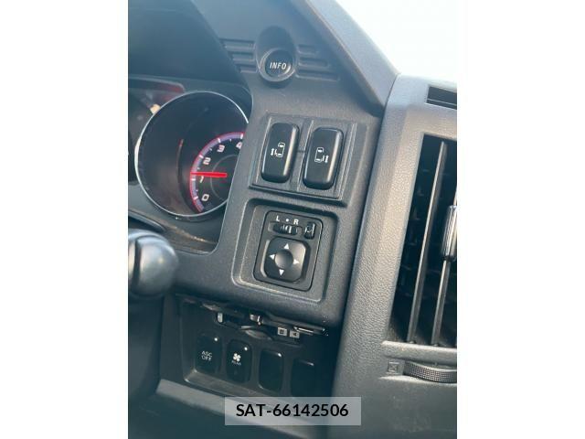 Mitsubishi DELICA 2008-02 7217485-20