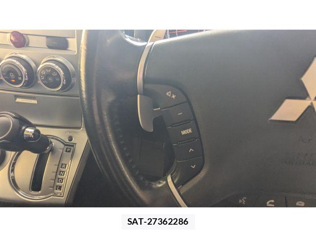Mitsubishi DELICA 2014-07 7217502-14
