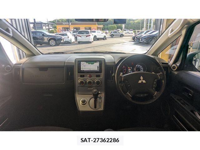 Mitsubishi DELICA 2014-07 7217502-1