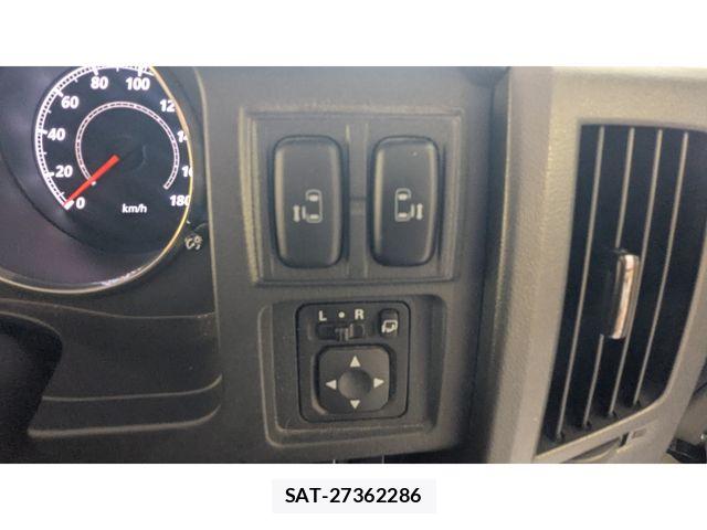 Mitsubishi DELICA 2014-07 7217502-23