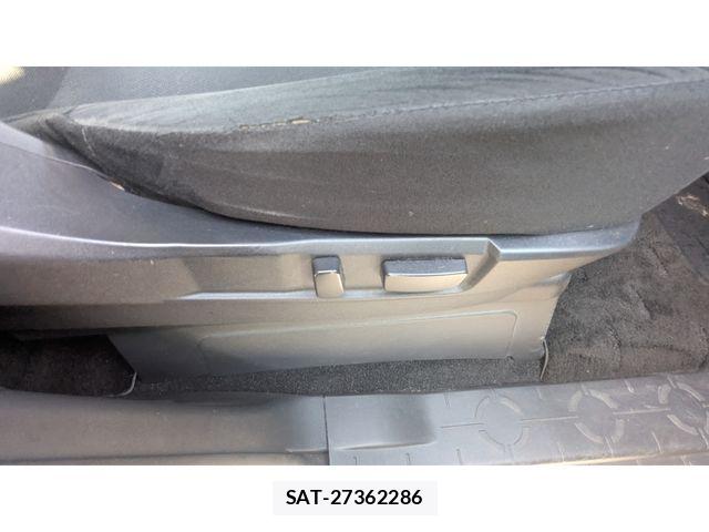 Mitsubishi DELICA 2014-07 7217502-26