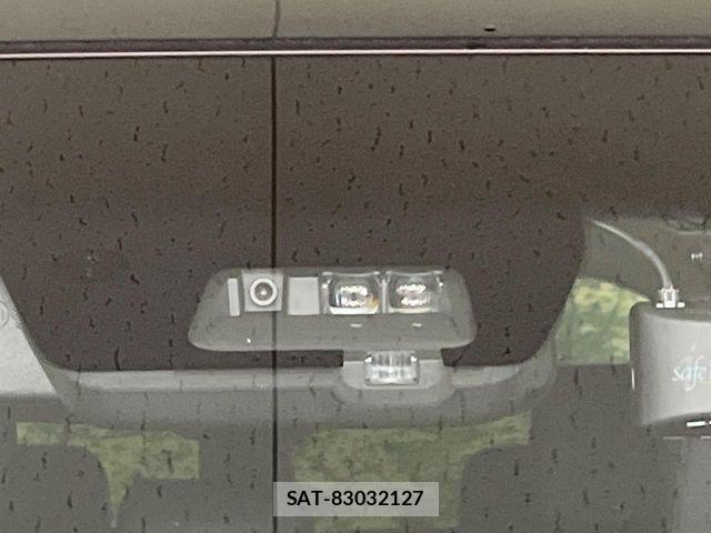 Mitsubishi DELICA 2024-09 7217584-2