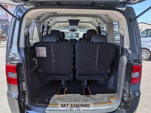 Mitsubishi DELICA 2017-09 7217516-11