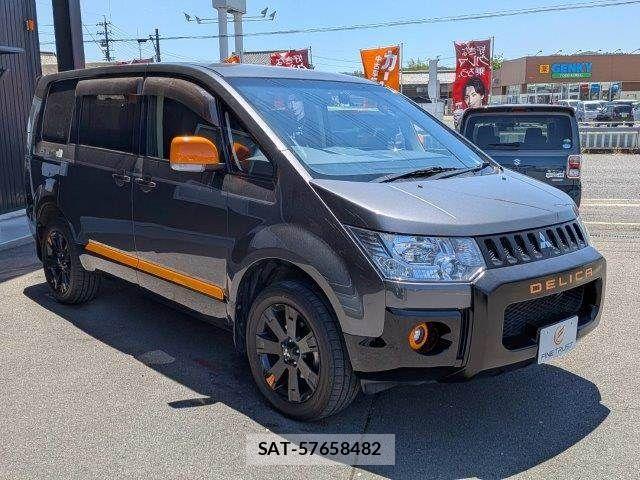 Mitsubishi DELICA 2017-09 7217516-17