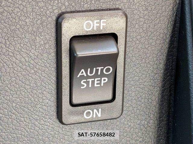 Mitsubishi DELICA 2017-09 7217516-6