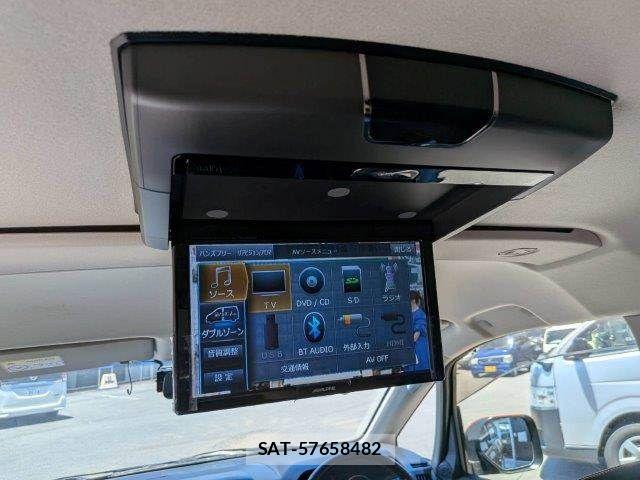 Mitsubishi DELICA 2017-09 7217516-7