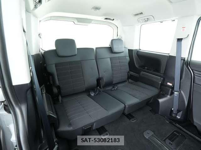 Mitsubishi DELICA 2023-12 7217556-9
