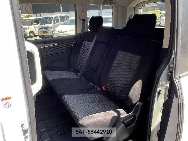 Mitsubishi DELICA 2025-02 7217602-12