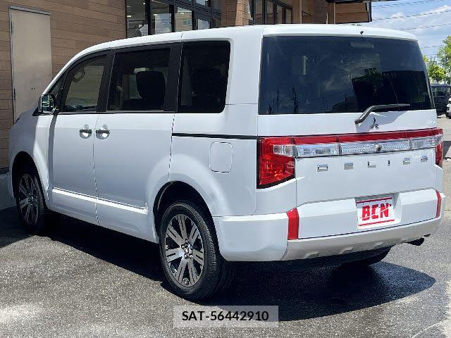 Mitsubishi DELICA 2025-02 7217602-8