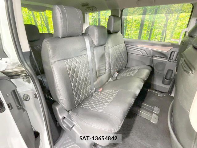Mitsubishi DELICA 2024-09 7217594-9