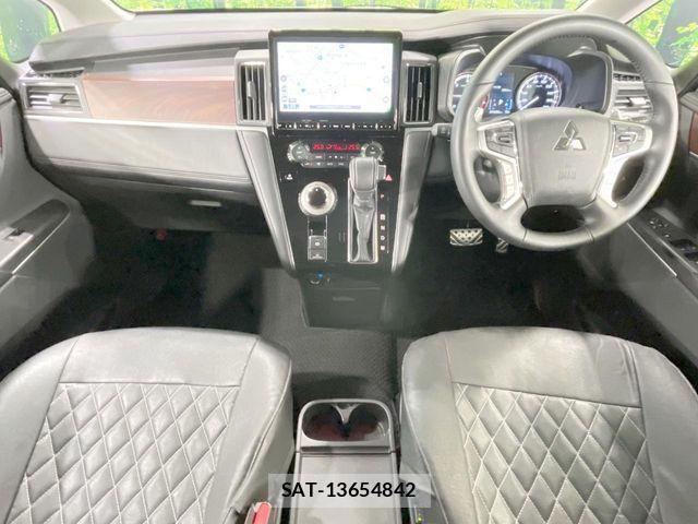 Mitsubishi DELICA 2024-09 7217594-1