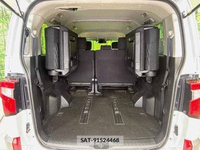 Mitsubishi DELICA 2024-08 7217575-10
